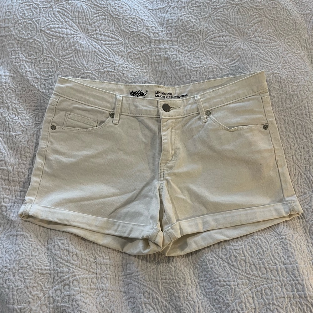 Mossimo Mid Rise Midi White Denim Size 8/29